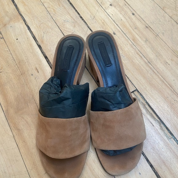 Alexander Wang Suede cut out sandals - Picture 3 of 6